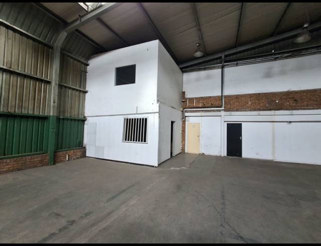 470M² WAREHOUSE TO LET IN BENROSE